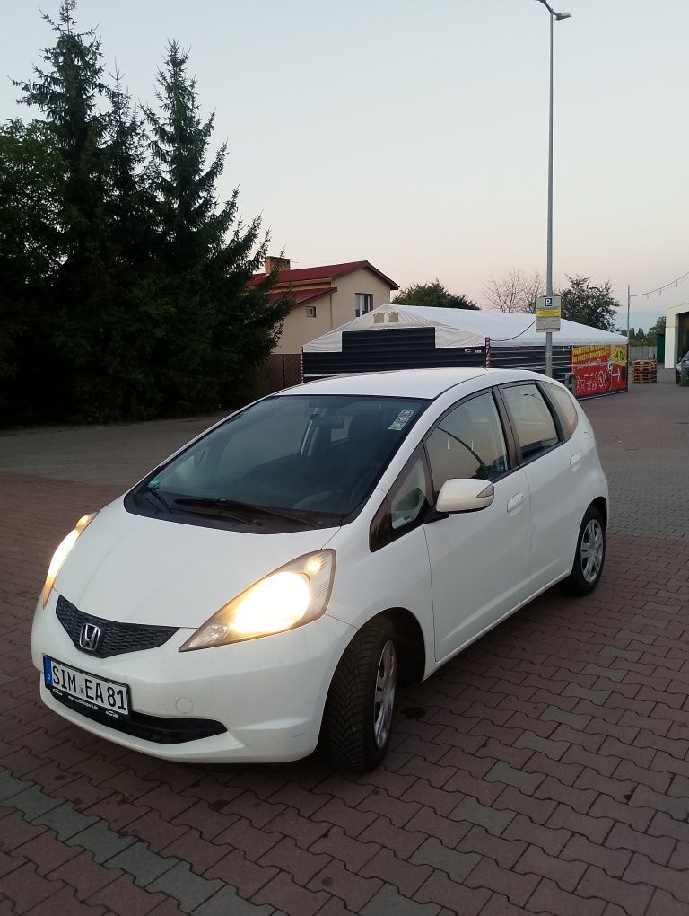 Honda Jazz III 2009r 1.4 b AUTOMAT SUPER STAN