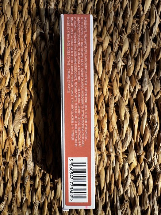 Charlotte Tilbury rozświetlacz Peachgasm Nowy