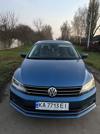 Volkswagen Jetta SE 2015 1.8