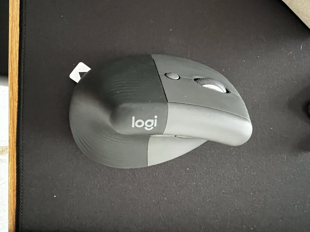 Logitech Lift - Left