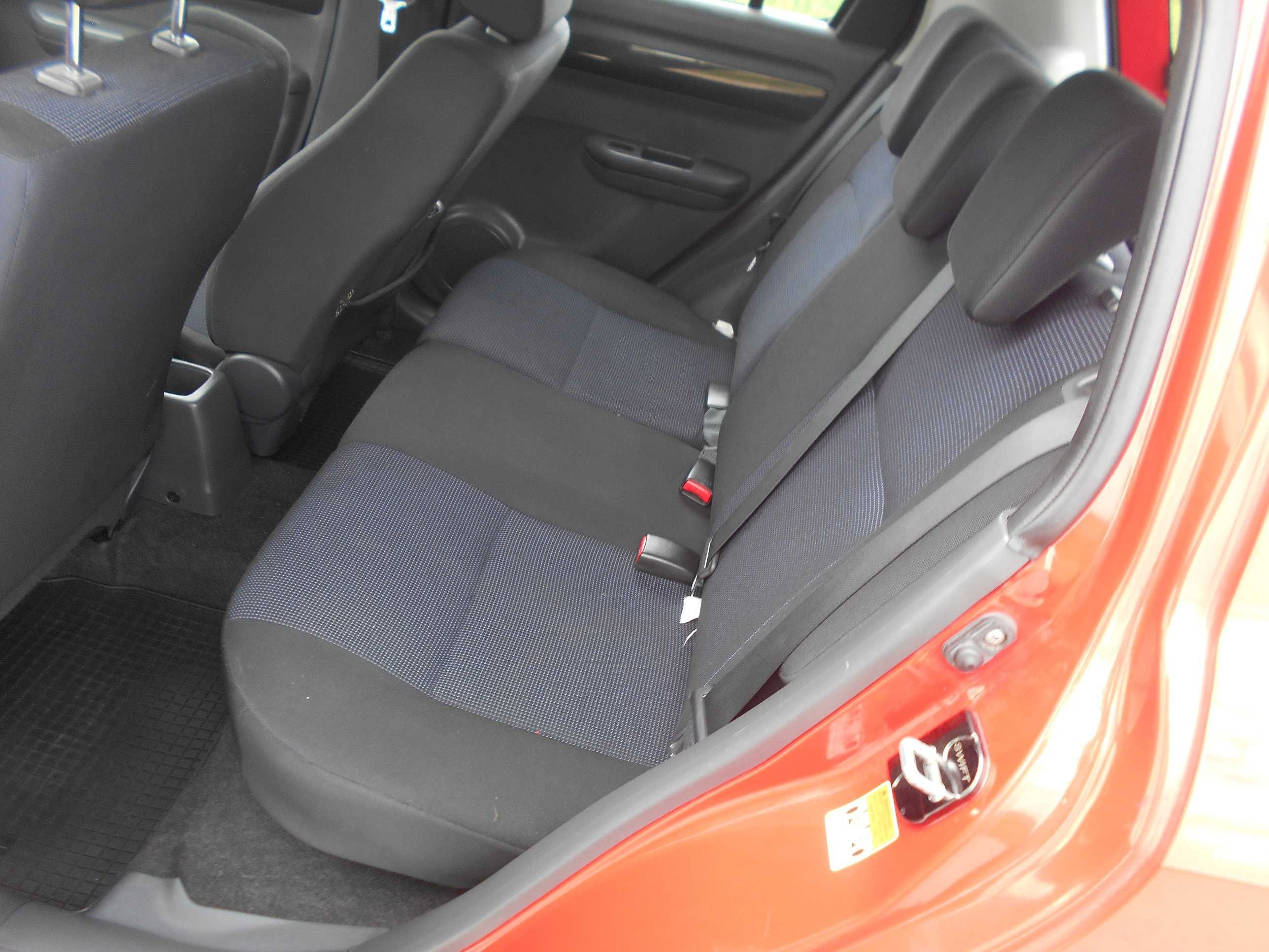 sprzedam Suzuki Swift poj.1,3 B napęd 4x4 rok.2006/2007
