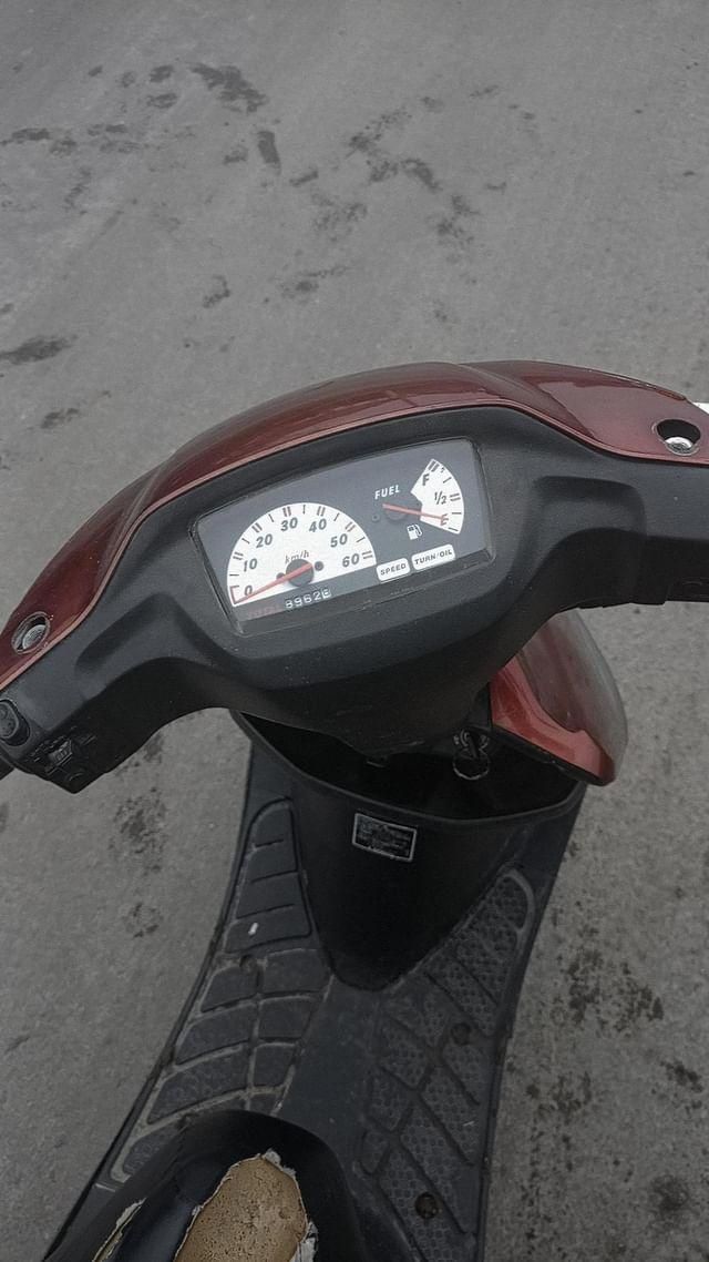 Продам скутер Сузукі сепія