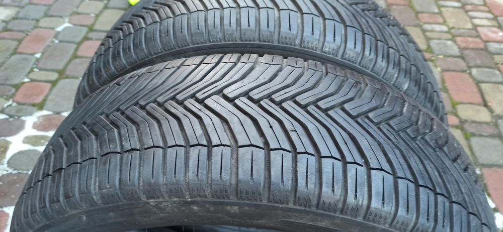Шини резина пара 215 60 R17 Michelin Cross Climate