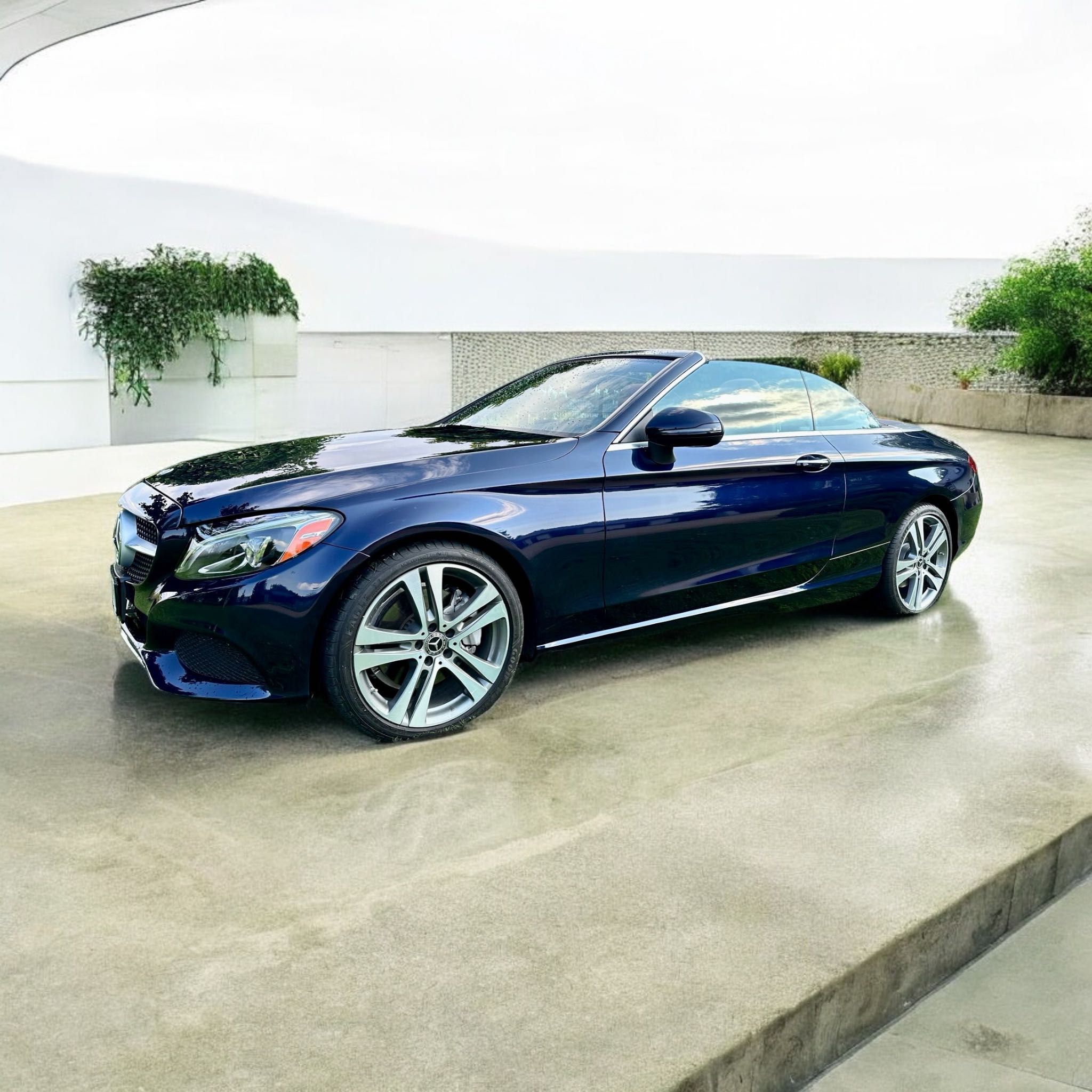 Mercedes AMG cabrio mustang BMW Audi RS wynajem wypożyczalnia aut