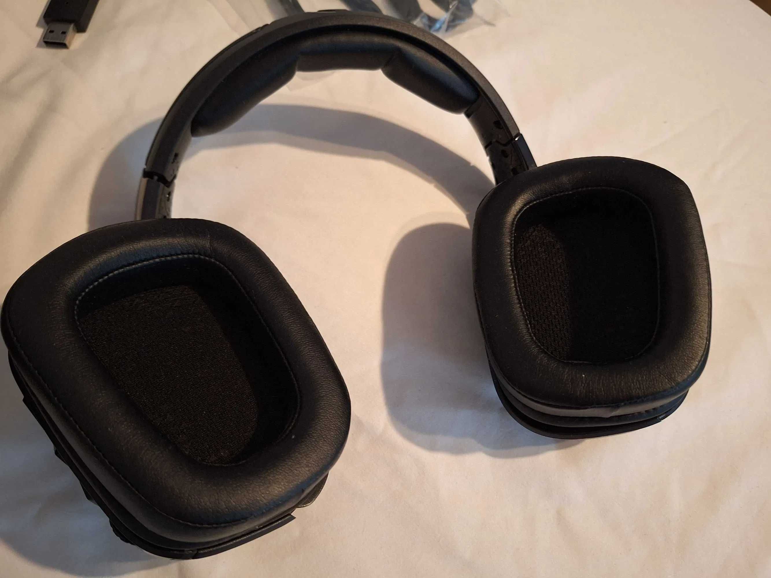 Słuchawki bezprzewodowe z mikrofonem Logitech G935 jak nowe