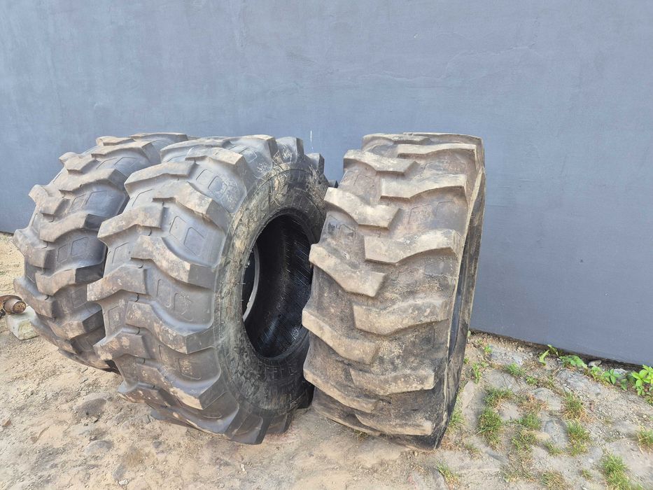 Opona speedways 195Lx24 trittar new holland