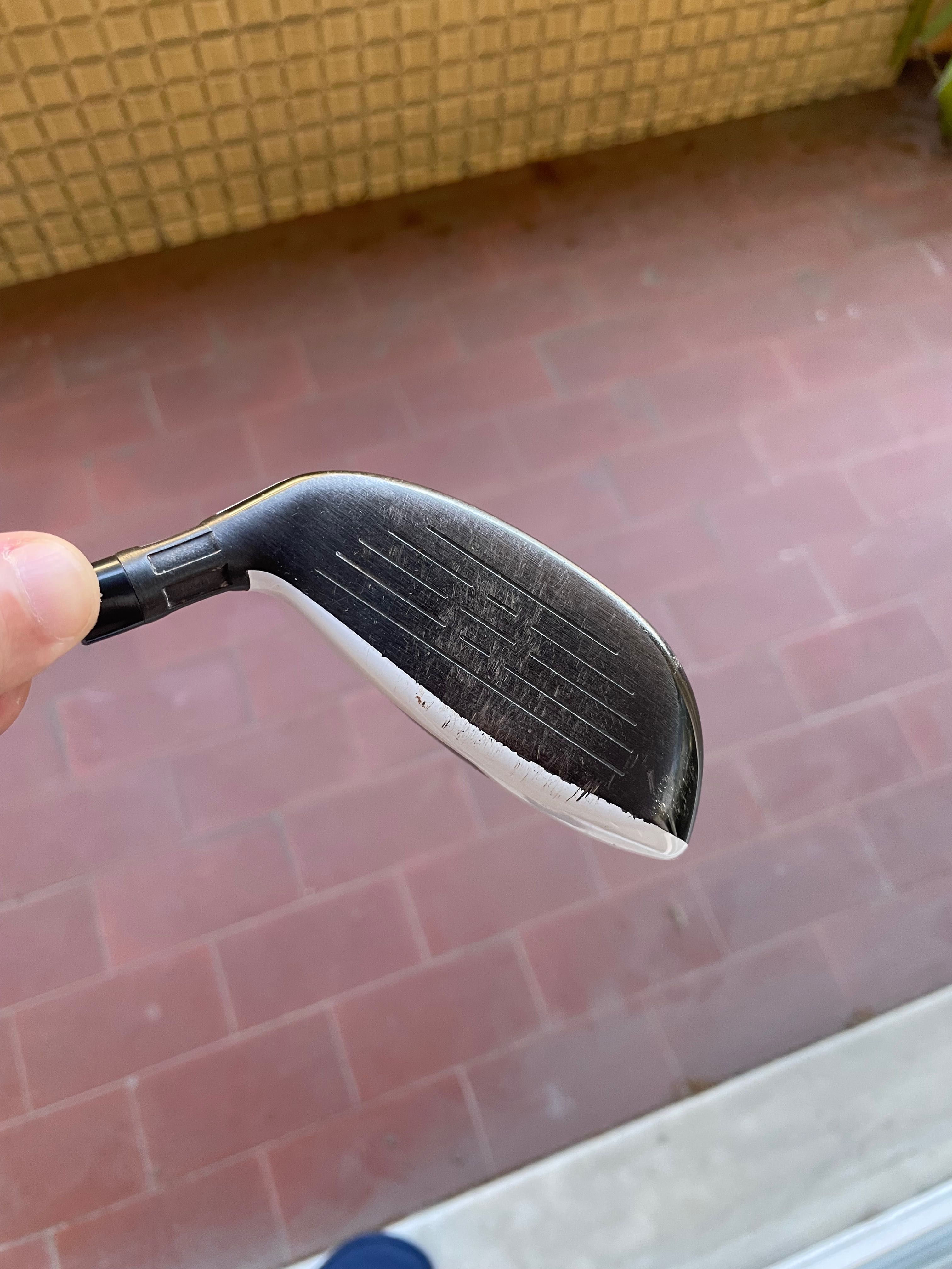 Taco de Golfe - Taylormade M2 - Híbrido 4
