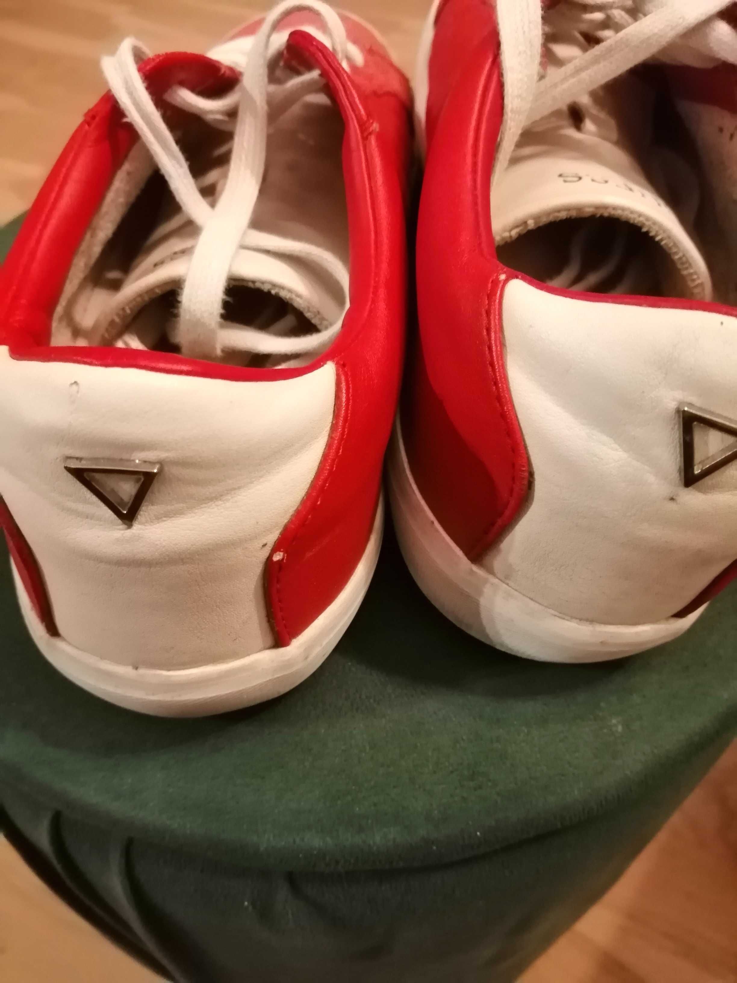 Buty męskie snickersy trampki Guess 42