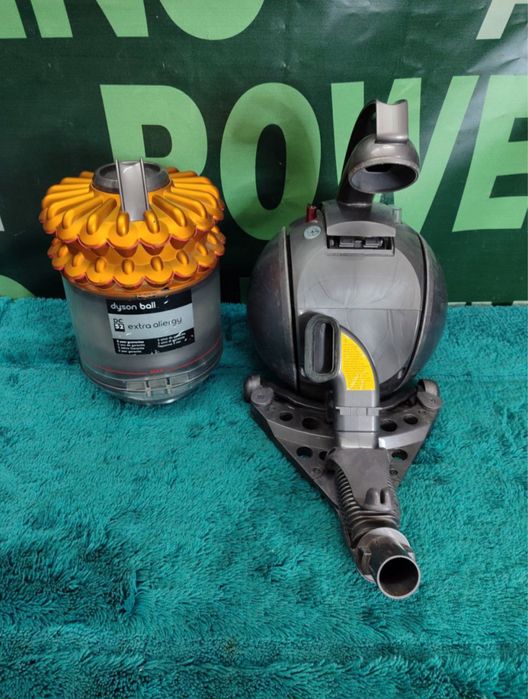 Пилосос Dyson DC52
