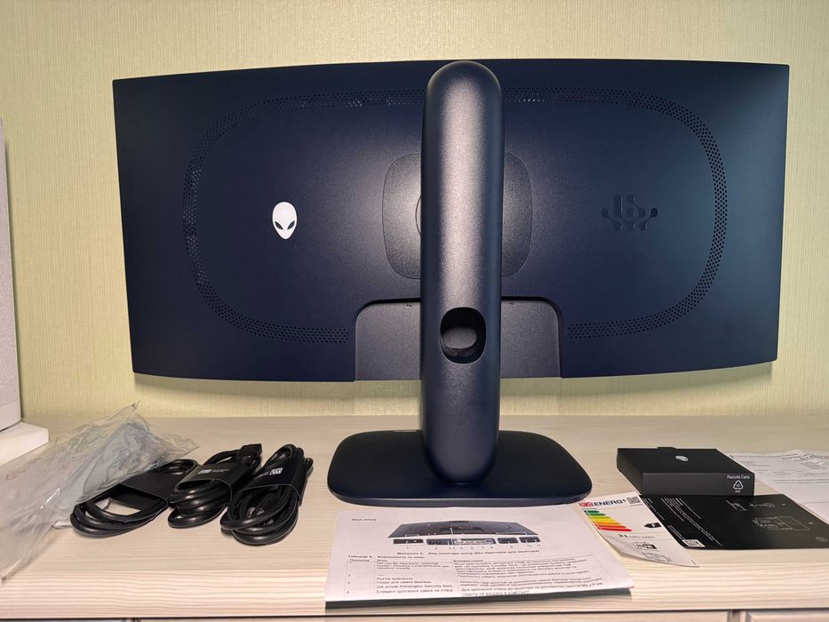 Alienware 34" 240Гц QD-OLED – AW3425DW  Ultra WQHD ігровий монітор