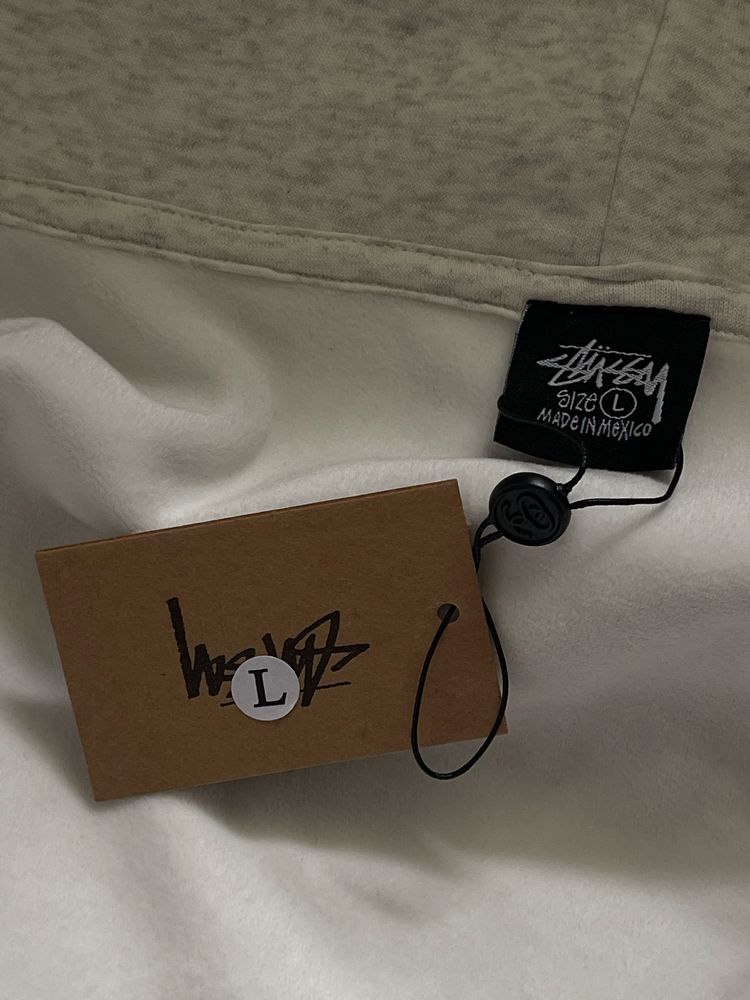 Bluza unisex z nadrukiem – styl streetwear