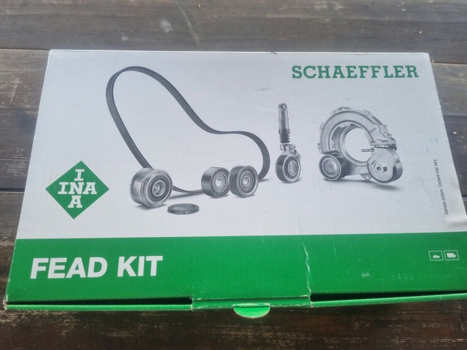 Комплект ременя з роликом натягування