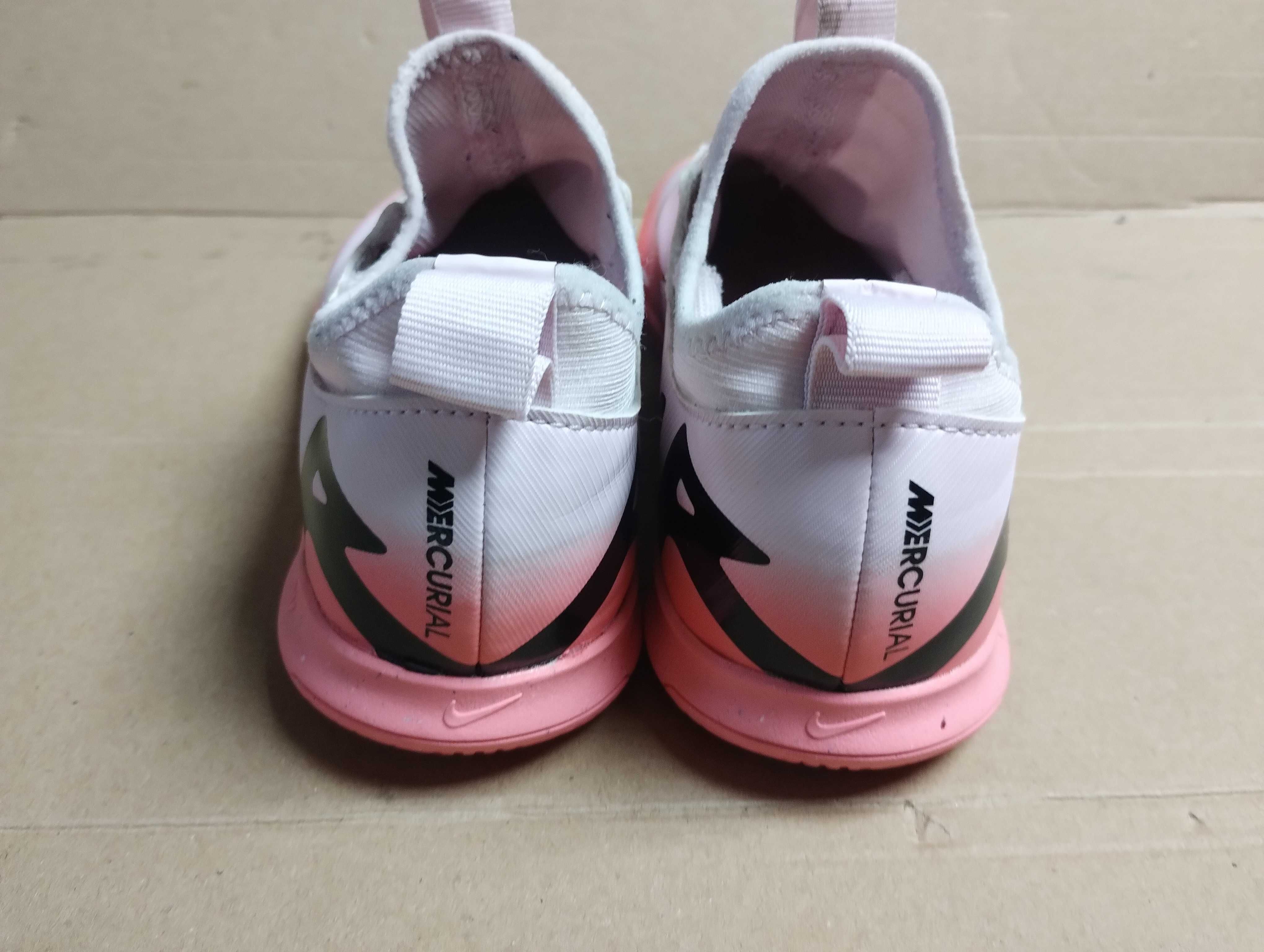 buty piłkarskie korki 36,5 Nike