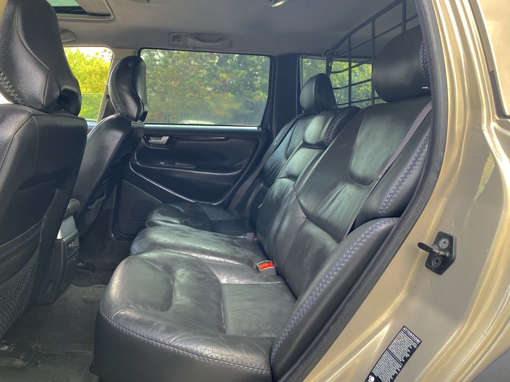 Volvo V70 XC T5 AWD 2.4 GPL