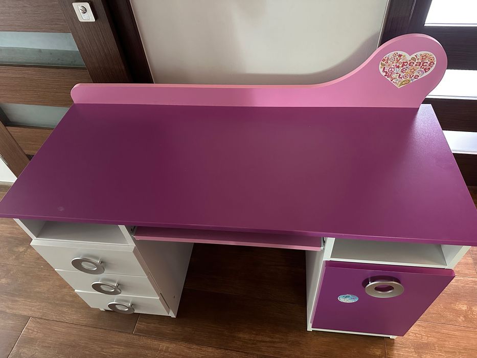 Biurko młodzieżowe