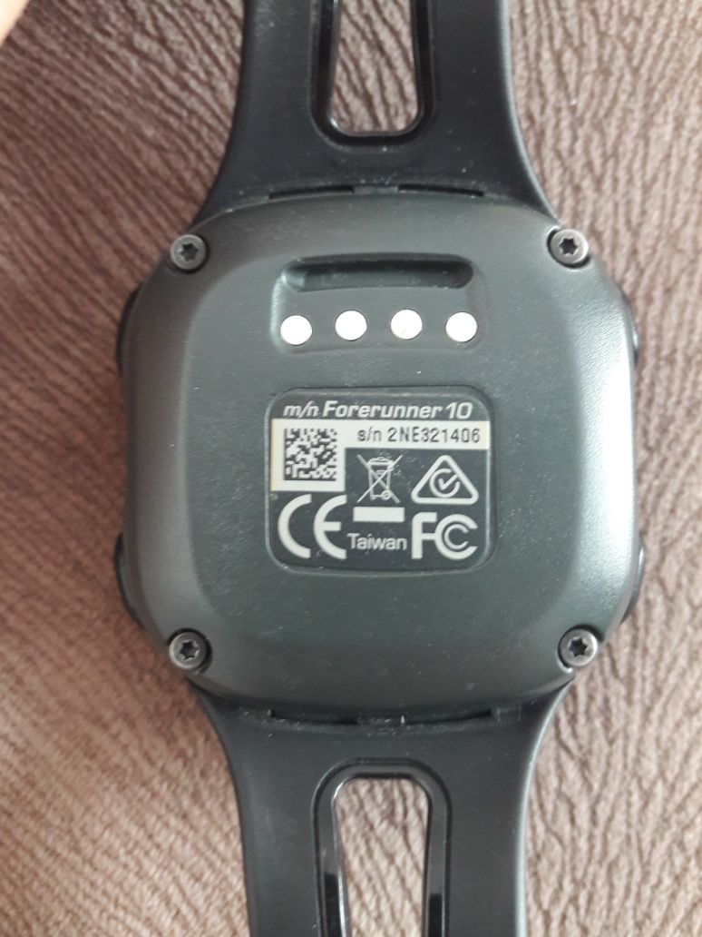 Zegarek garmin forerunner 10 Black & Red