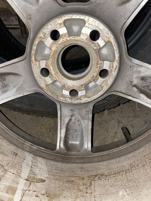 Продам один титан оригинал фольцваген гольф4