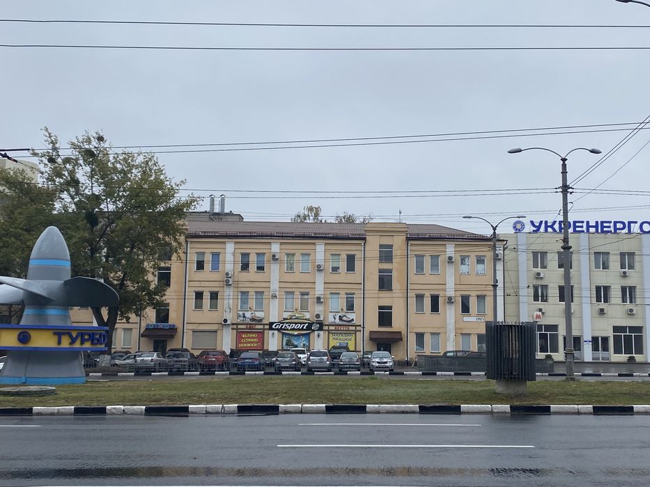 ‼️ Продажа ликвидного здания! Красная линия, вход метро 30 секунд!