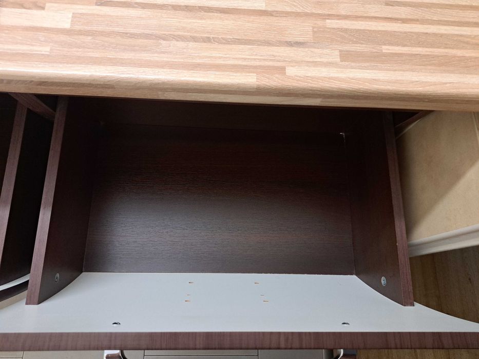 Sprzedam szafki łazienkowe 3+1