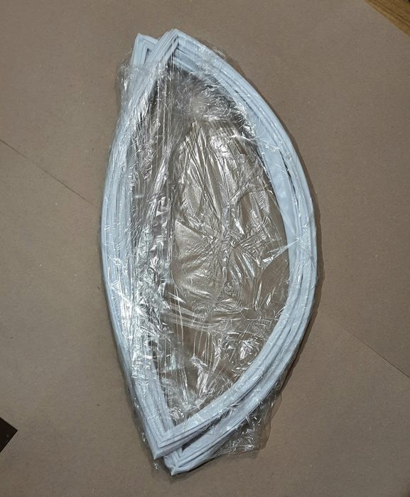 Beko Уплотнительная резина 980x580mm холодильной камеры

Если вашей мо