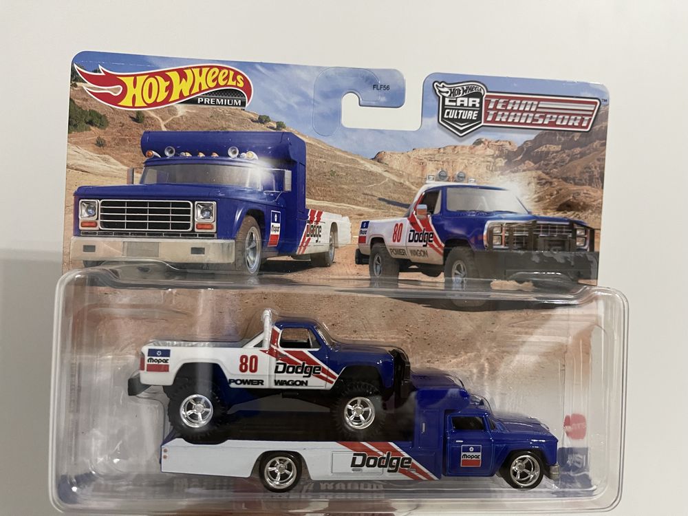 Hot wheels auto z transporterem NOWE