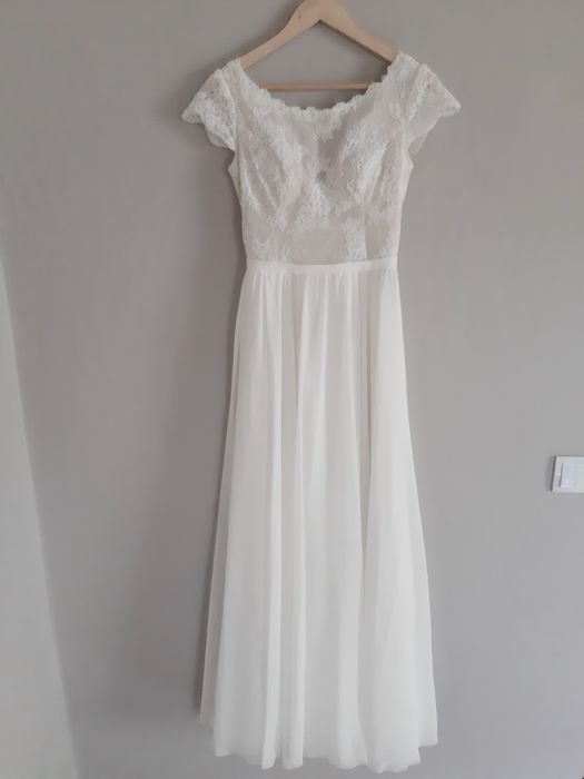 Wyjątkowa suknia ślubna 36 w kolorze ivory z odkrytymi plecami