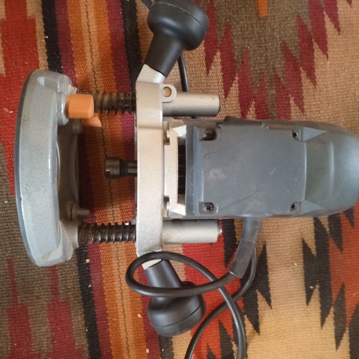 Фрезер 1200вт. Rebir  Fm 2-900