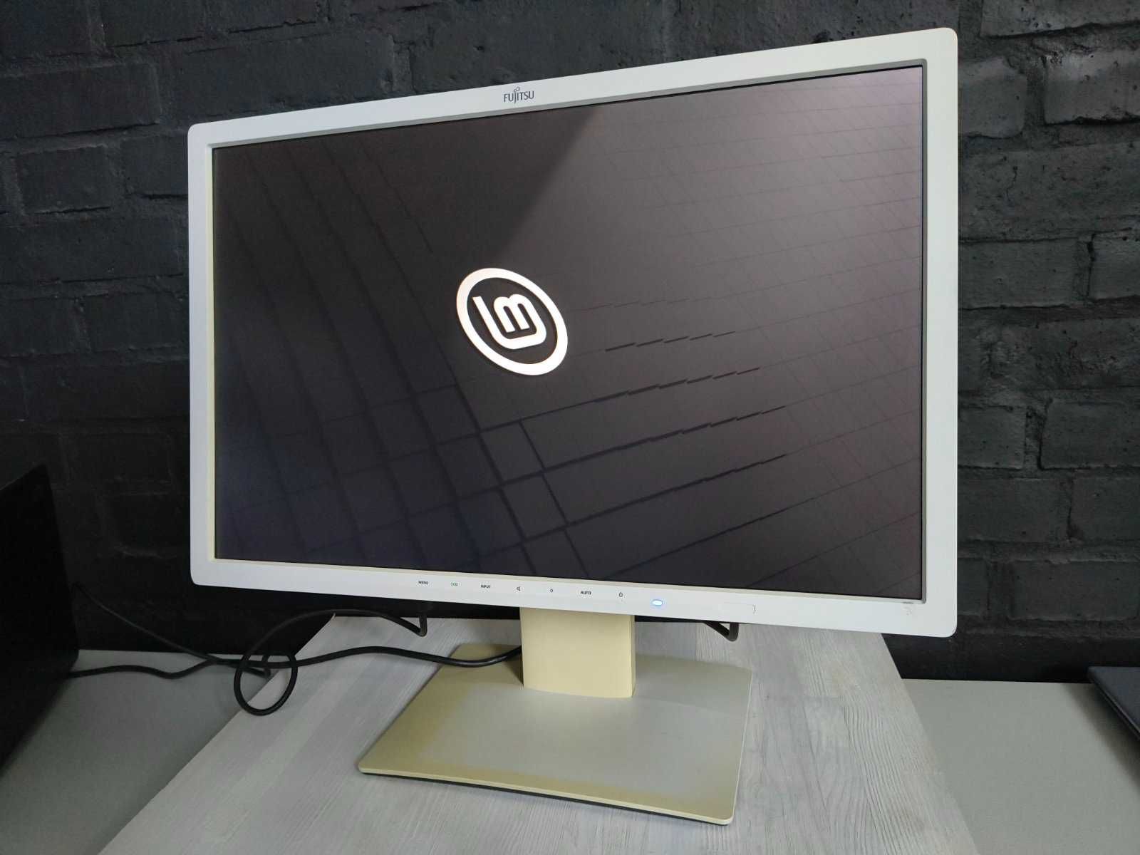 20 штук - Fujitsu Siemens B24W-7 LED 1920х1200 IPS (B) Б/В