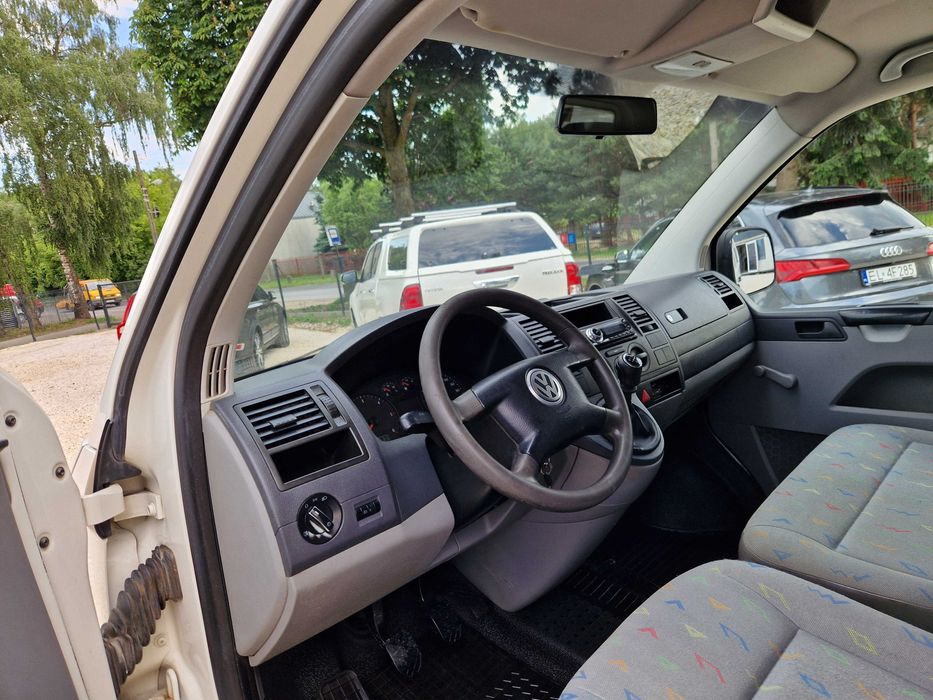 Bus VW Transporter T5 Long HAK 3 osob Wynajem Wypożyczalnia Łódź Górna