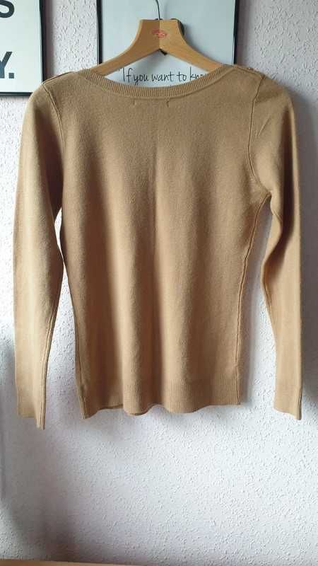 Kamelowy jasnobrązowy sweterek rozmiar 38