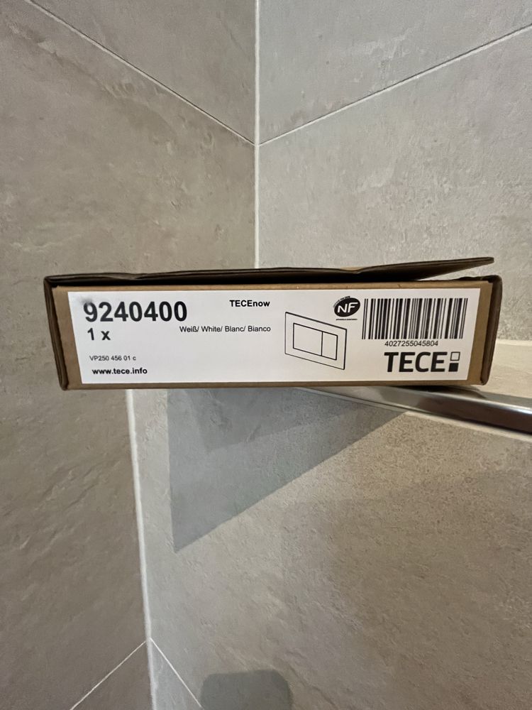 Przycisk tece now do wc