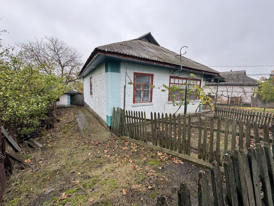 Продам будинок вул садова 72