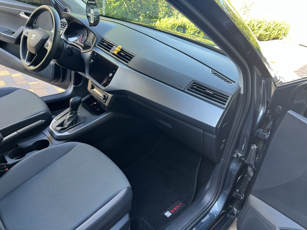 Продам Seat Arona 2021 автомат