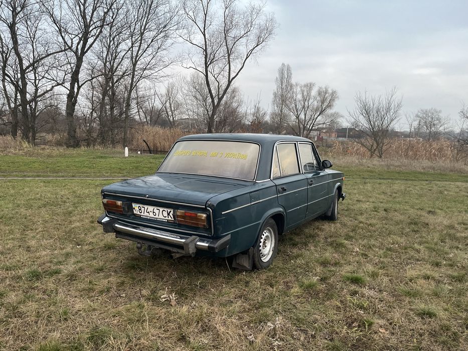 Автомобіль Ваз 2106