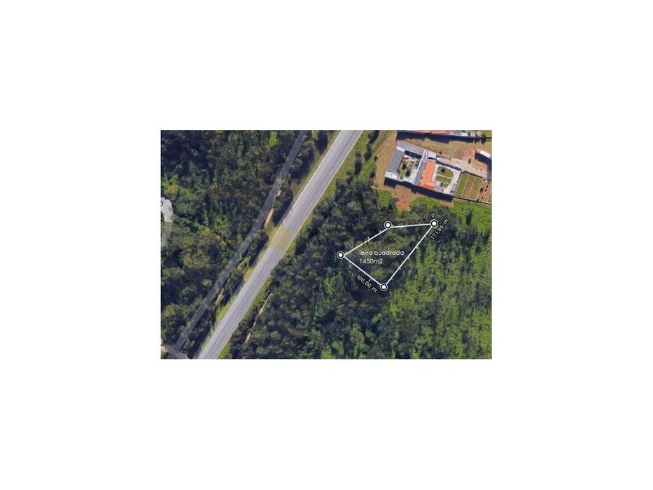Terreno rústico em Perosinho