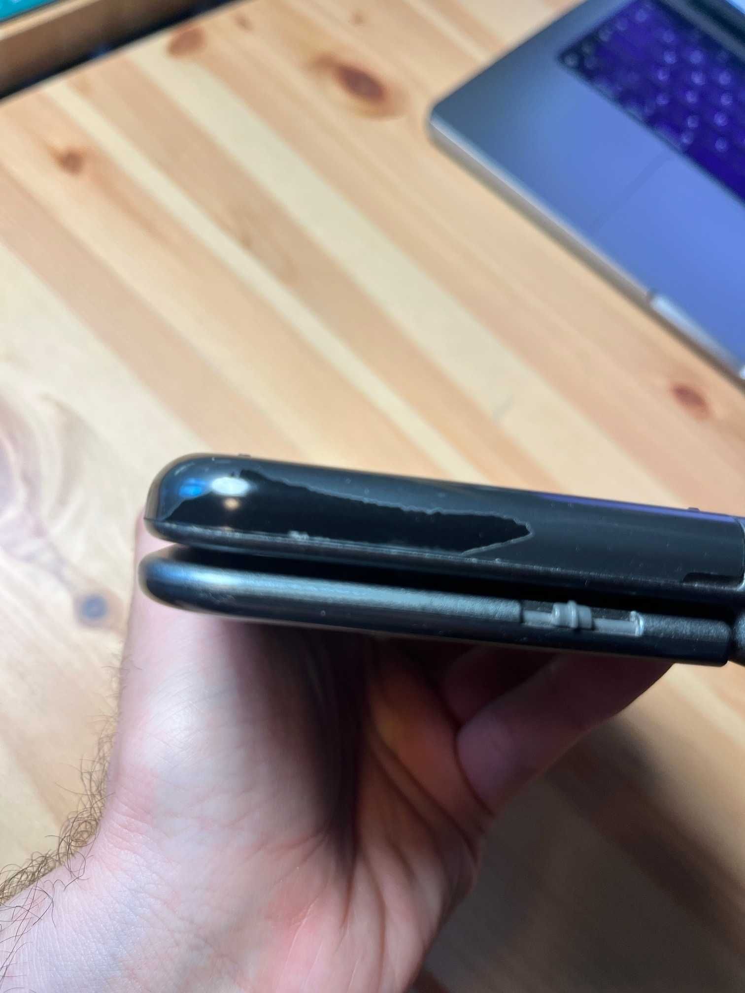 New Nintendo 3DS XL - pudełko, ładowarka, stacja dokująca, CFW LUMA,