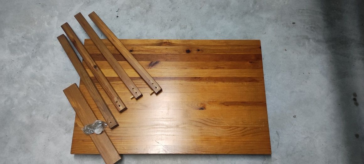 Mesa madeira com 4 cadeiras