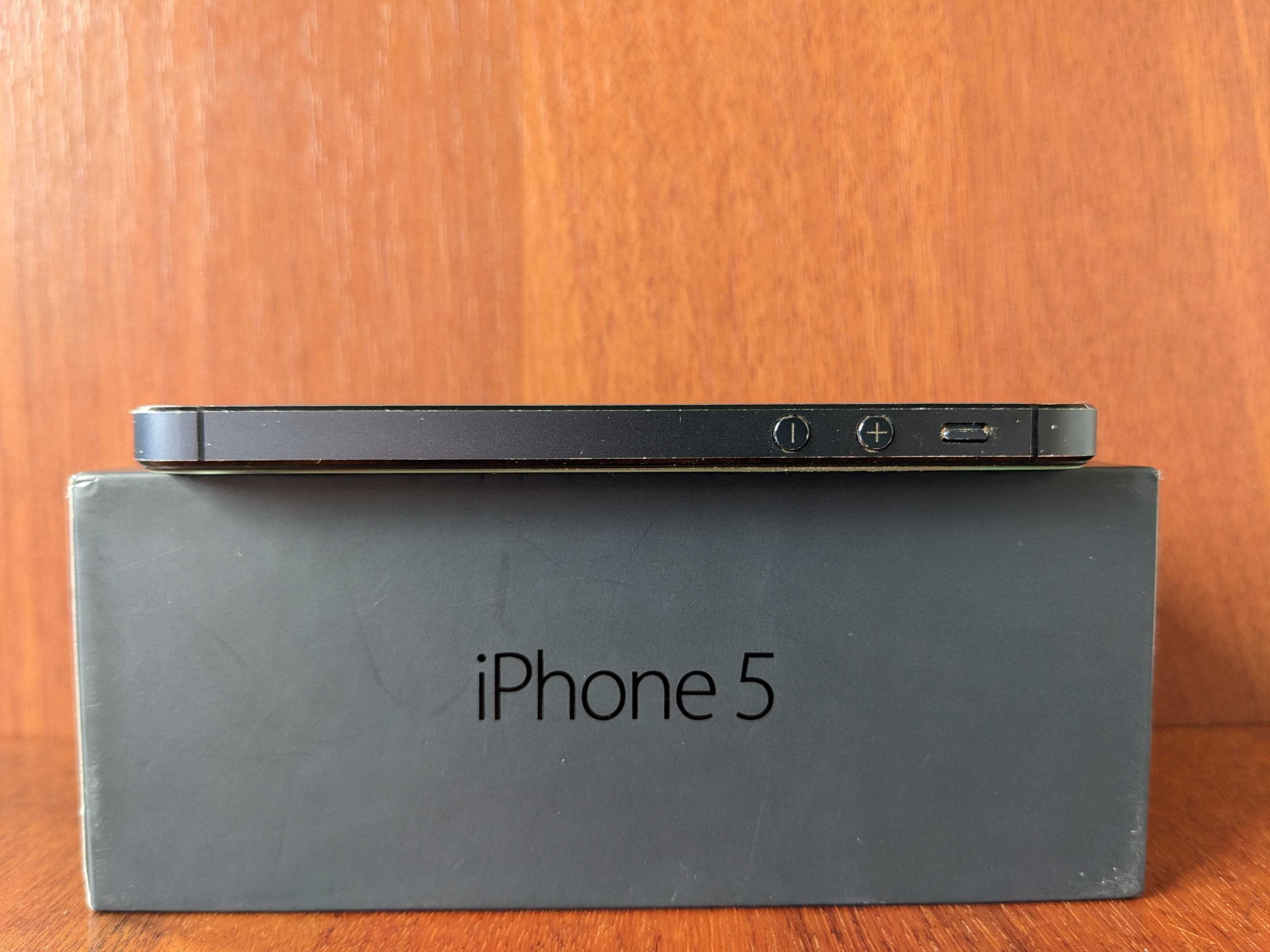 Смартфон Apple iPhone 5 A1429 64GB с кабелем,коробкой,инструкцией,скре