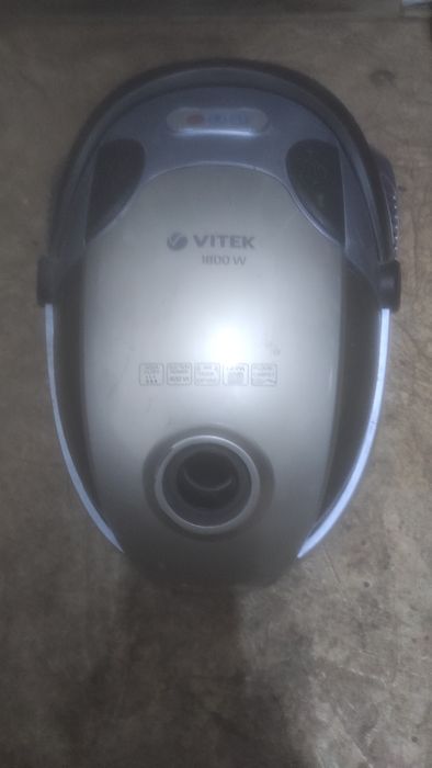 Продам пылесос VITEK 1800Вт.