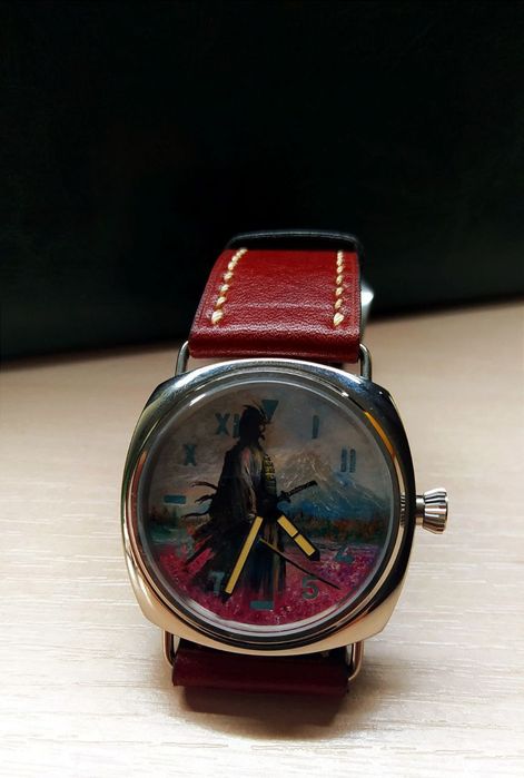 Продам часы Хомаж