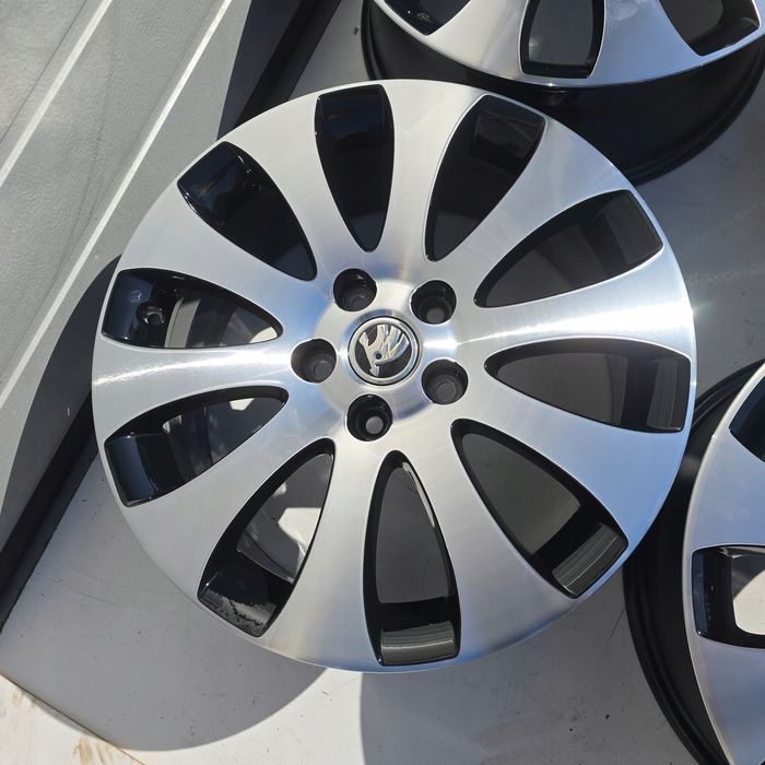 Skoda Superb II Octavia II Iii IV Yeti Karoq 5x112 17'' ET49 4X