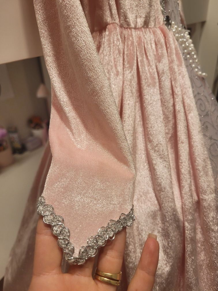 Suknia karnawałowa balowa