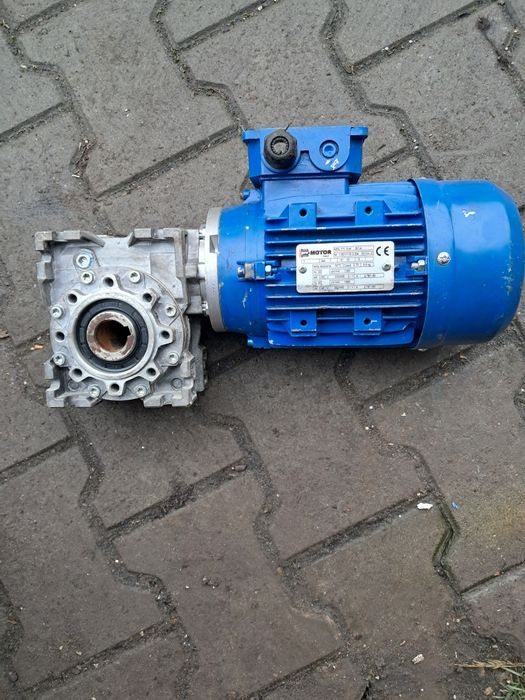 Okazja motoreduktor 0.55kw 93obr naped maszynki do mięsa