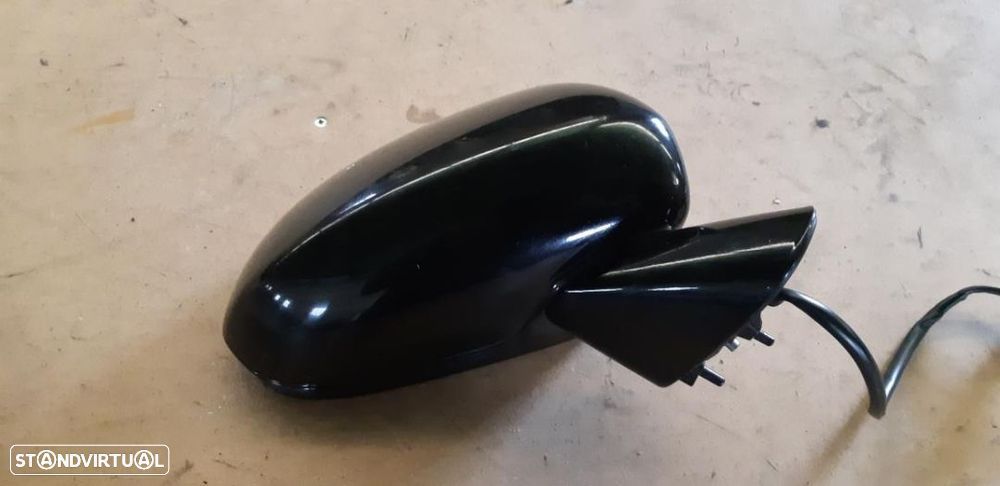 Espelho retrovisor direito opel corsa D ANO 2008