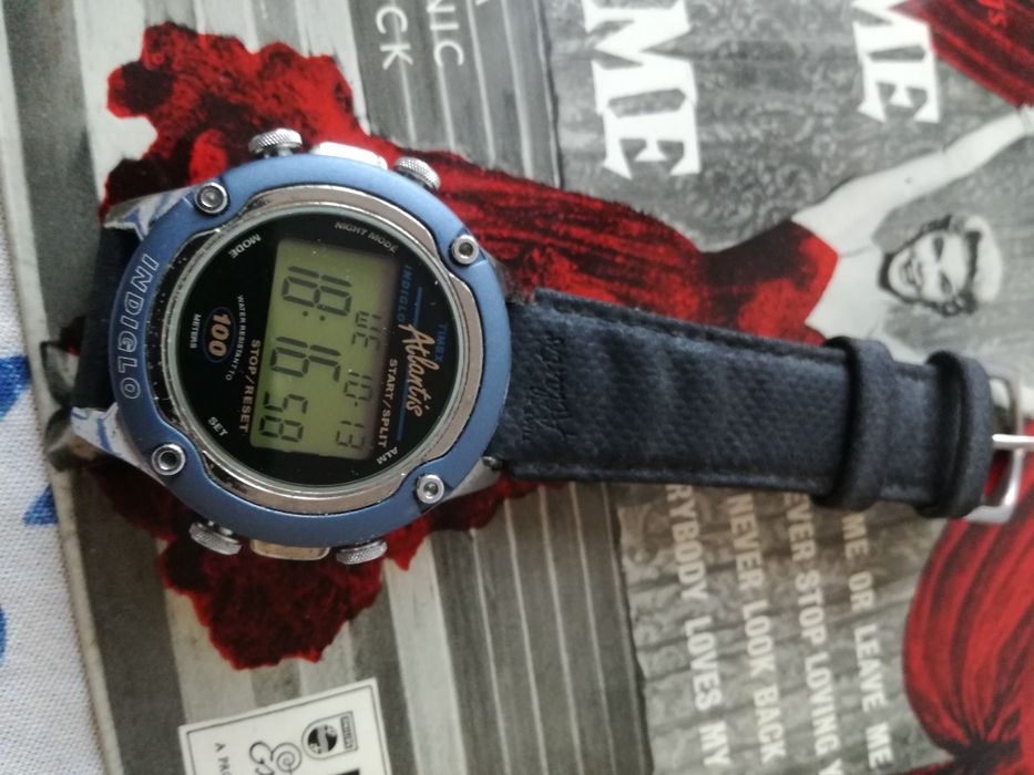 Relógio Timex Atlantis 100 Indiglo