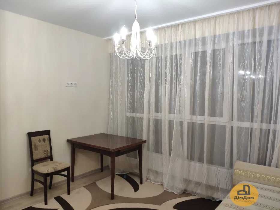 Продам 1-к., Радистів 34 , ЖК "Лісова казка", Деснянский р-н.