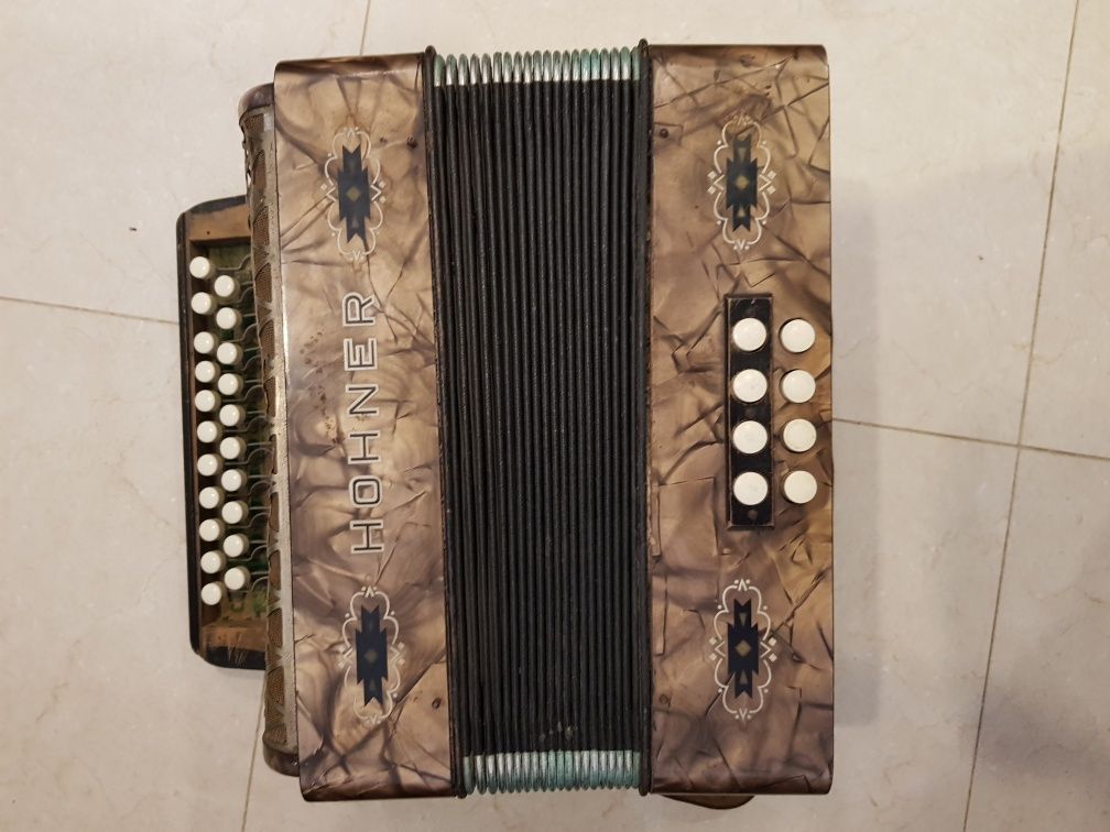 Concertina hohner anos 60