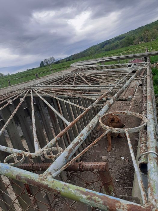 Ворота користовані з брамою і стовпчиками , радянське залізо 8900 грн.