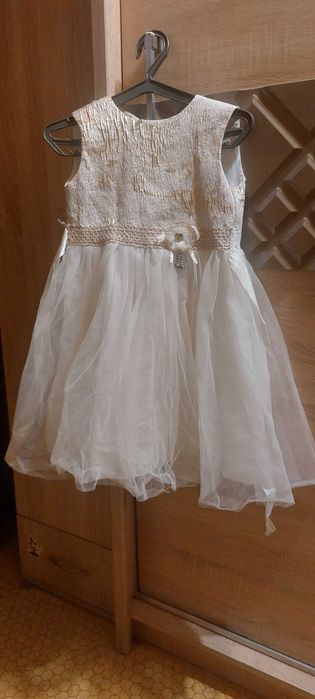 Sukienki dla dziewczynki