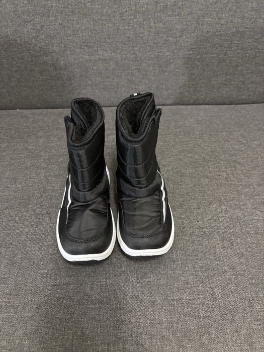 Sinsay р.27 уст.17,5см нога17см Дитячі зимові чоботи на хлопчика чорні